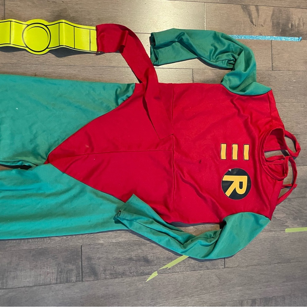 DC Comics Robin Superhero Costume Red and Green Halloween